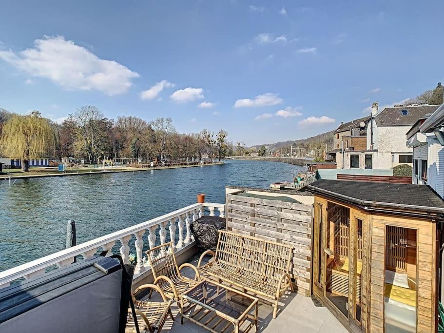 Vue Sur Meuse Avec Jacuzzi Et Sauna Exterieur. Yvoir エクステリア 写真